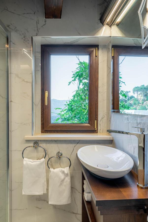 Bar Vitelli Charming Suites Savoca Zewnętrze zdjęcie