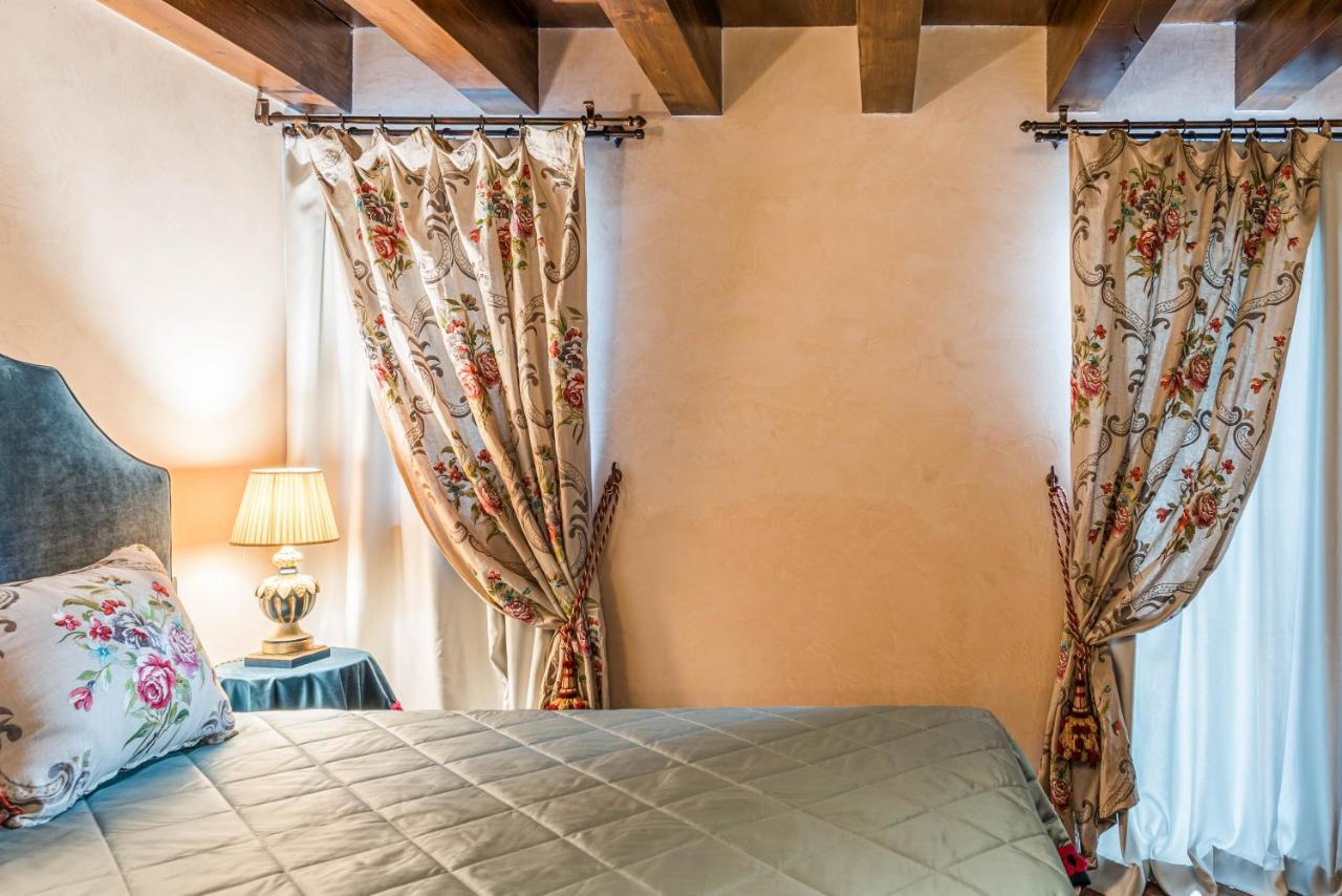 Bar Vitelli Charming Suites Savoca Zewnętrze zdjęcie