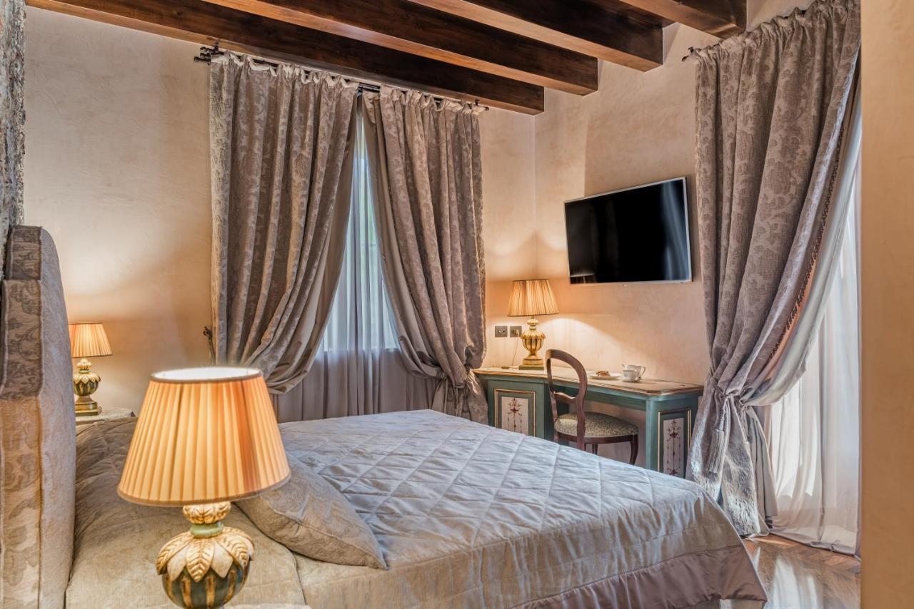 Bar Vitelli Charming Suites Savoca Zewnętrze zdjęcie